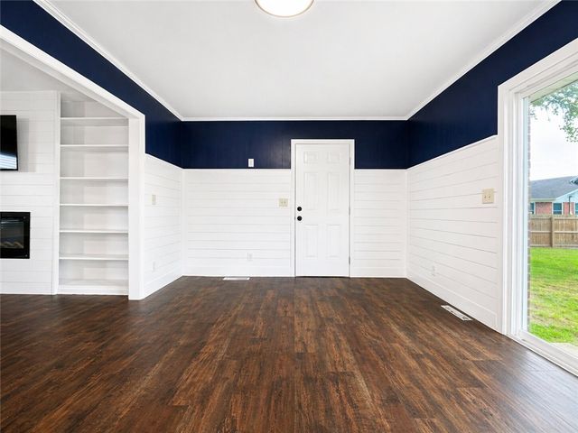 205 N Tulsa Avenue, Russellville, AR 72801