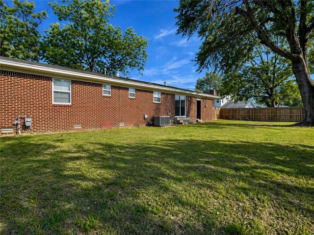 205 N Tulsa Avenue, Russellville, AR 72801