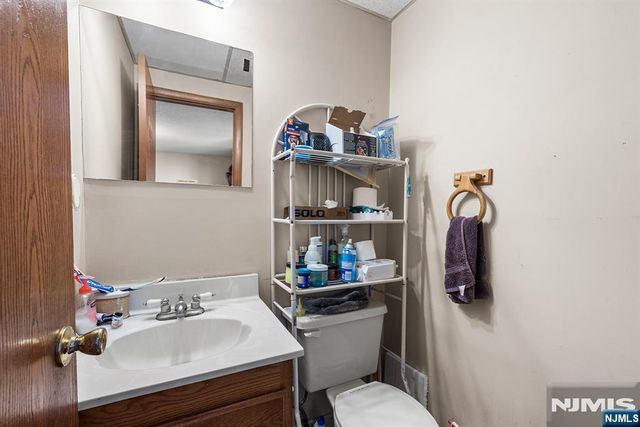 43 Normandy Place 41, Irvington, NJ 07111