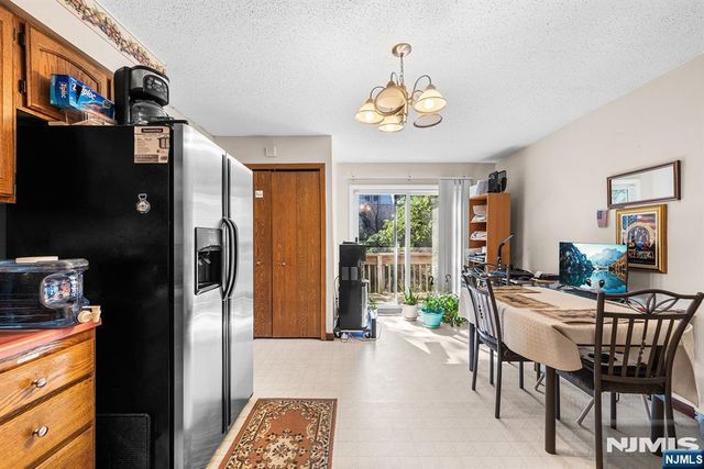 43 Normandy Place 41, Irvington, NJ 07111