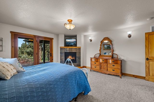 4690 W Antler Avenue, Redmond, OR 97756