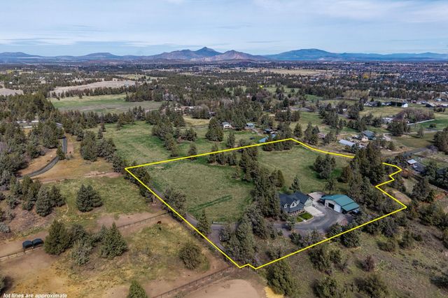 4690 W Antler Avenue, Redmond, OR 97756