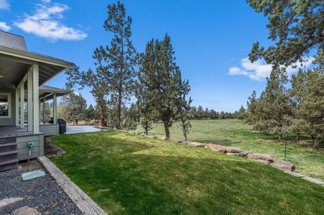 4690 W Antler Avenue, Redmond, OR 97756