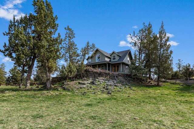 4690 W Antler Avenue, Redmond, OR 97756