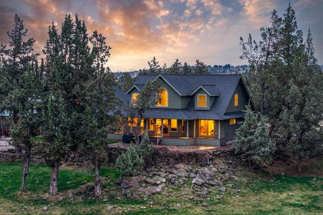 4690 W Antler Avenue, Redmond, OR 97756