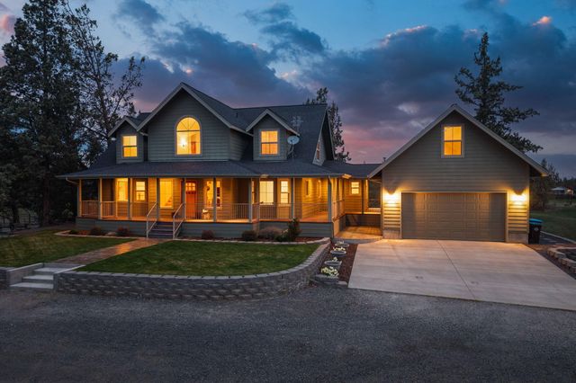 4690 W Antler Avenue, Redmond, OR 97756