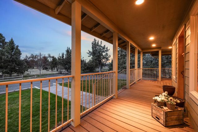 4690 W Antler Avenue, Redmond, OR 97756