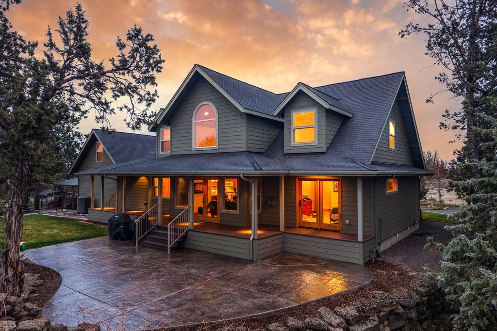 4690 W Antler Avenue, Redmond, OR 97756