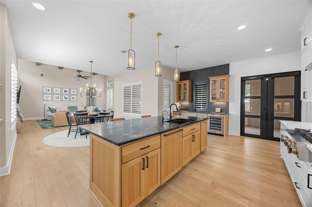 815 Flint Ridge TRL, Georgetown, TX 78628