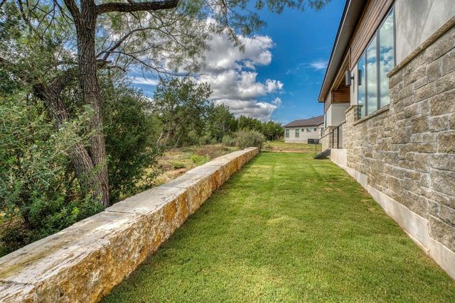 126 Via Roma CT, Horseshoe Bay, TX 78657