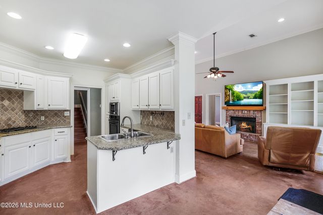 77 Moss Woods Drive, Madison, MS 39110