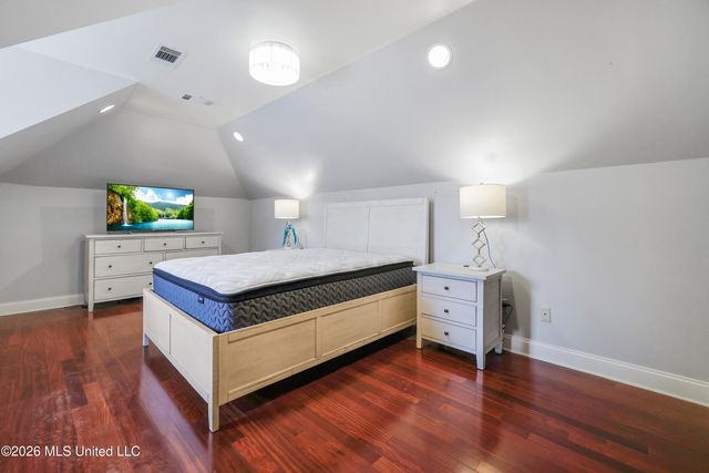 77 Moss Woods Drive, Madison, MS 39110