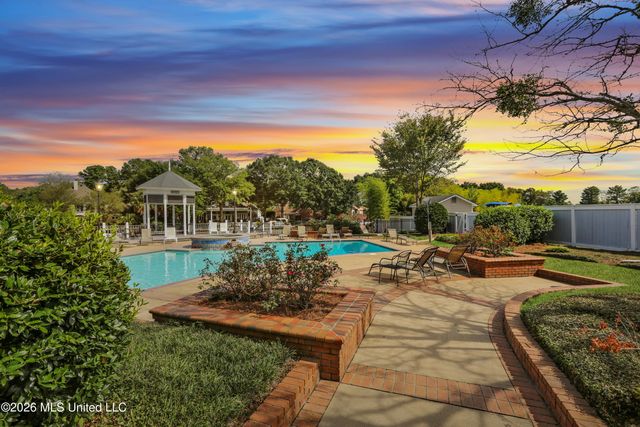 77 Moss Woods Drive, Madison, MS 39110