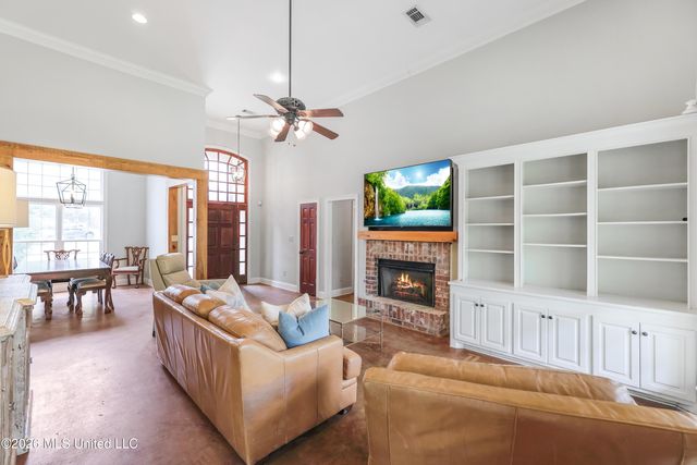 77 Moss Woods Drive, Madison, MS 39110