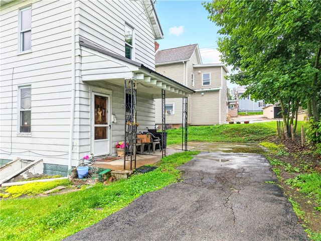 745 Wood Street, California, PA 15419
