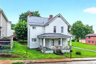 745 Wood Street, California, PA 15419