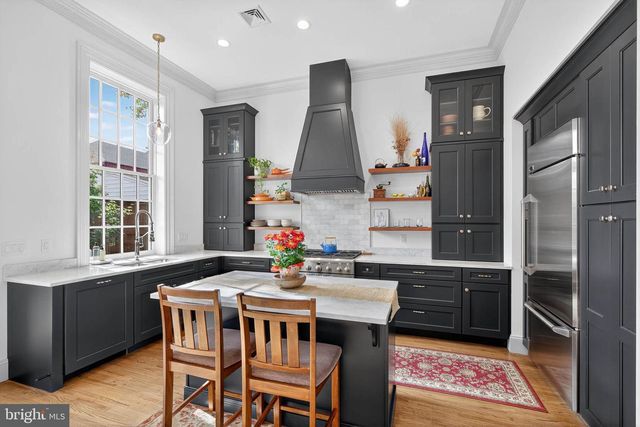 14 E FARNUM ST, Lancaster, PA 17602