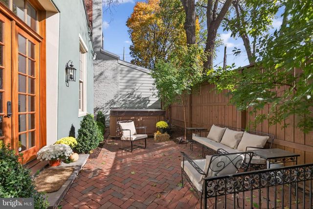 14 E FARNUM ST, Lancaster, PA 17602