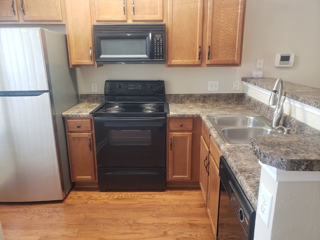 1008 Arlene Dr, La Vergne, TN 37086