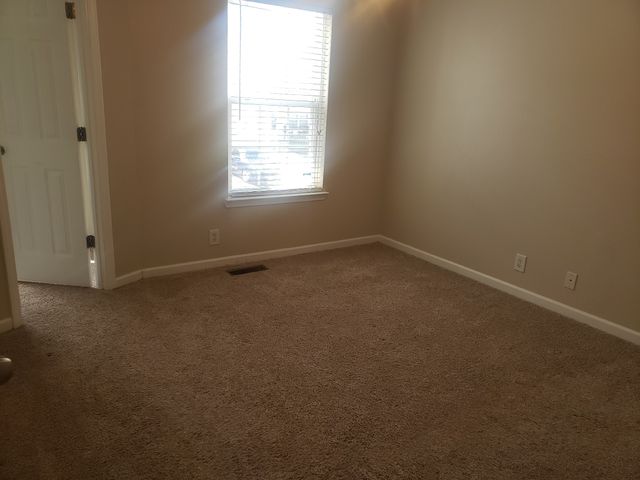1008 Arlene Dr, La Vergne, TN 37086