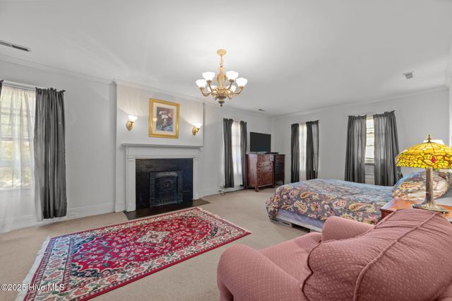 510 W Washington Avenue, Kinston, NC 28501