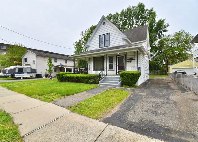 23 Bemis St, Chicopee, MA 01013