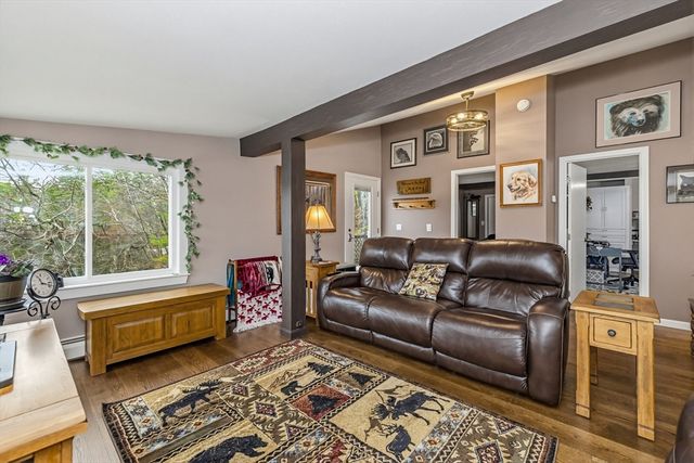 25 Whitney Pond Rd, Groton, MA 01450