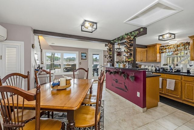 25 Whitney Pond Rd, Groton, MA 01450
