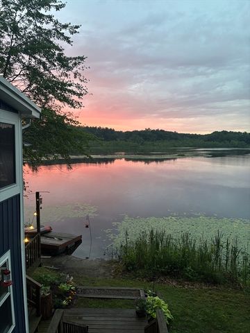 25 Whitney Pond Rd, Groton, MA 01450