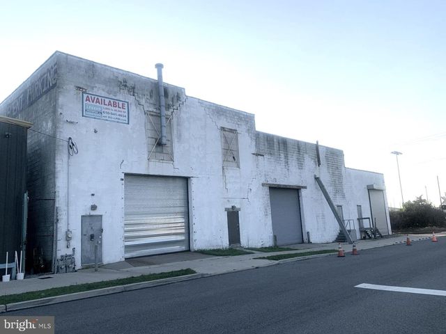 20 JEFFREY ST, Chester, PA 19013