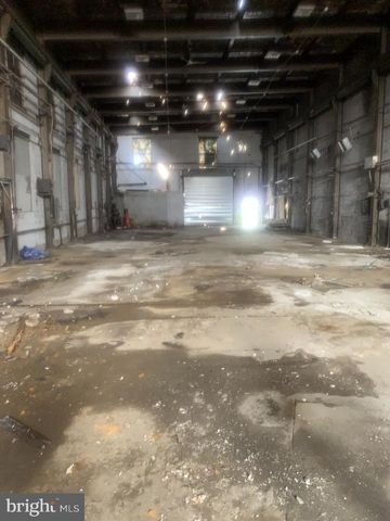 20 JEFFREY ST, Chester, PA 19013