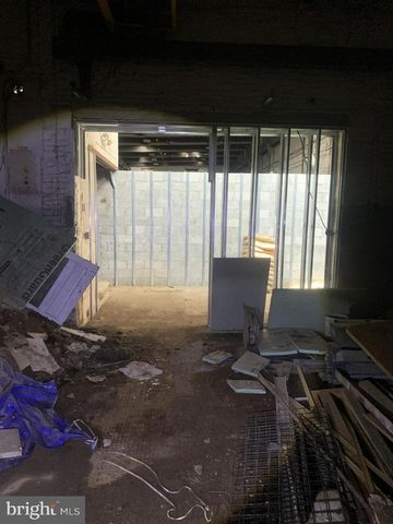 20 JEFFREY ST, Chester, PA 19013