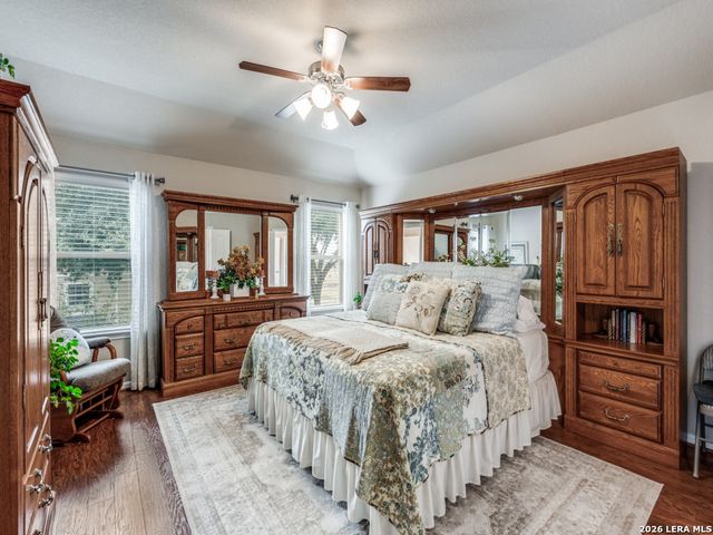 6050 Covers, Schertz, TX 78108