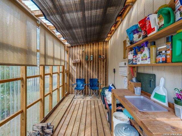 6050 Covers, Schertz, TX 78108