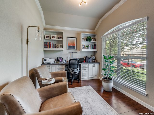 6050 Covers, Schertz, TX 78108