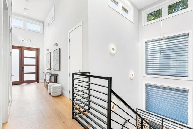 3751 El Centro Street, Palo Alto, CA 94306