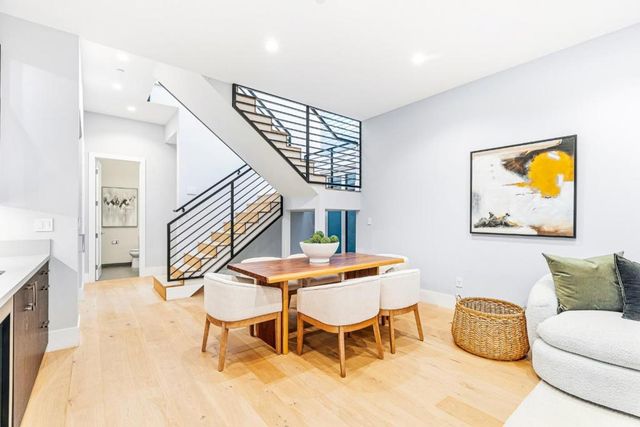 3751 El Centro Street, Palo Alto, CA 94306