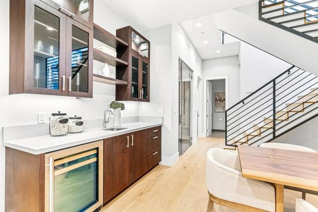 3751 El Centro Street, Palo Alto, CA 94306