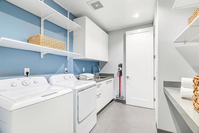 3751 El Centro Street, Palo Alto, CA 94306