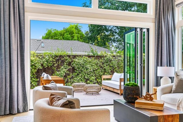 3751 El Centro Street, Palo Alto, CA 94306
