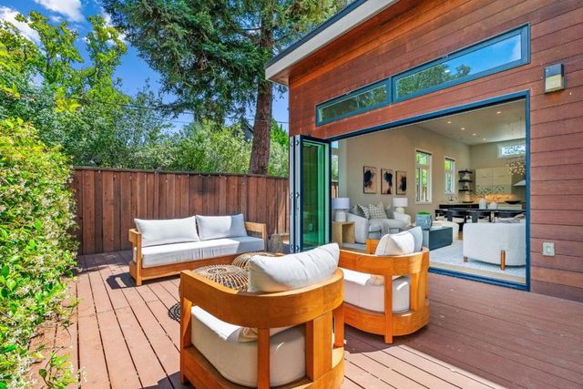 3751 El Centro Street, Palo Alto, CA 94306