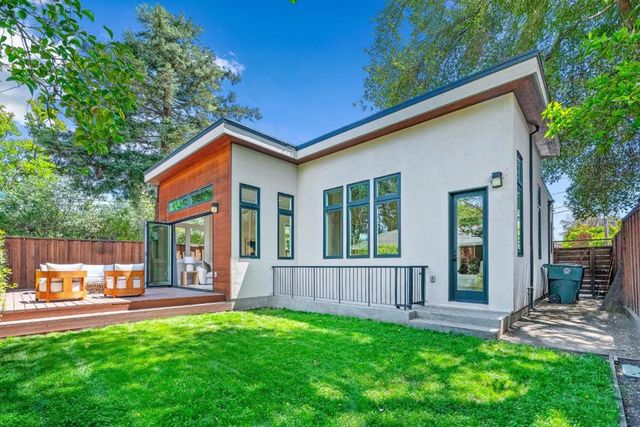 3751 El Centro Street, Palo Alto, CA 94306