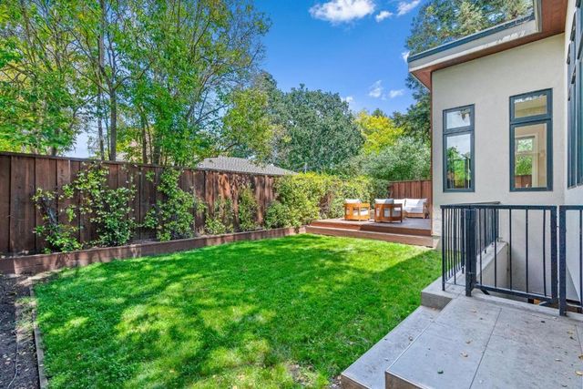 3751 El Centro Street, Palo Alto, CA 94306