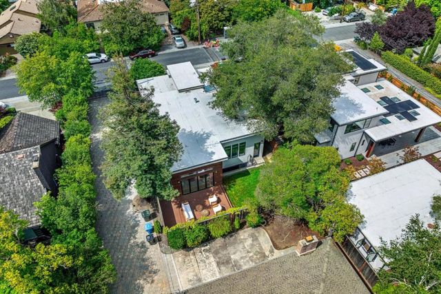 3751 El Centro Street, Palo Alto, CA 94306