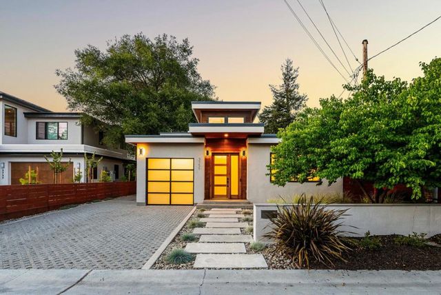3751 El Centro Street, Palo Alto, CA 94306