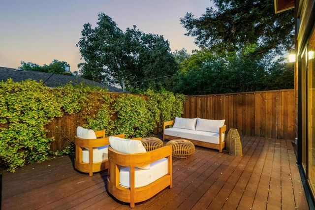3751 El Centro Street, Palo Alto, CA 94306