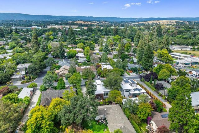 3751 El Centro Street, Palo Alto, CA 94306