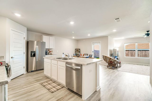 4385 White Birch Ct, Pace, FL 32571