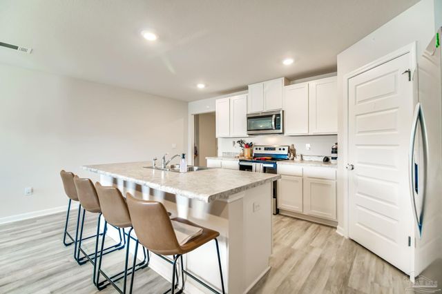 4385 White Birch Ct, Pace, FL 32571