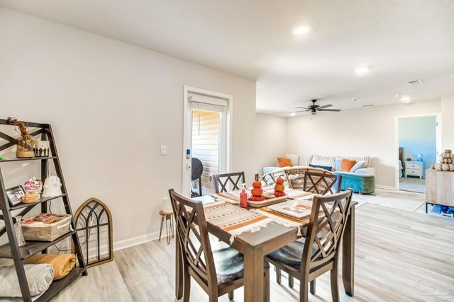 4385 White Birch Ct, Pace, FL 32571